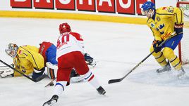Сегодня. Хельсинки. Россия – Швеция – 6:3. Нападающий сборной России Даниил АПАЛЬКОВ (80) открывает счет в матче.