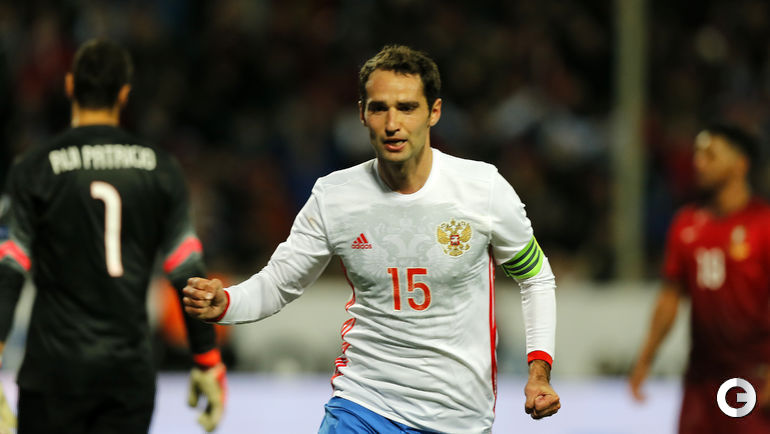 Наши - без повязок, португальцы - с повязками. 4