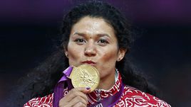 Исинбаева: систематическое применение допинга есть и в США, и в ФРГ