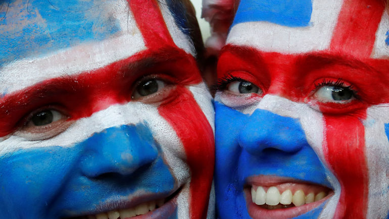 Понедельник. Ницца. Англия - Исландия - 1:2. Счастье северных фанатов. Фото REUTERS