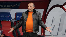Тарханов попрощался с футболистами и персоналом "Славии"