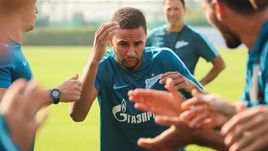Эрнани: "Приехал бороться за место в составе, а не на замену Витселю"