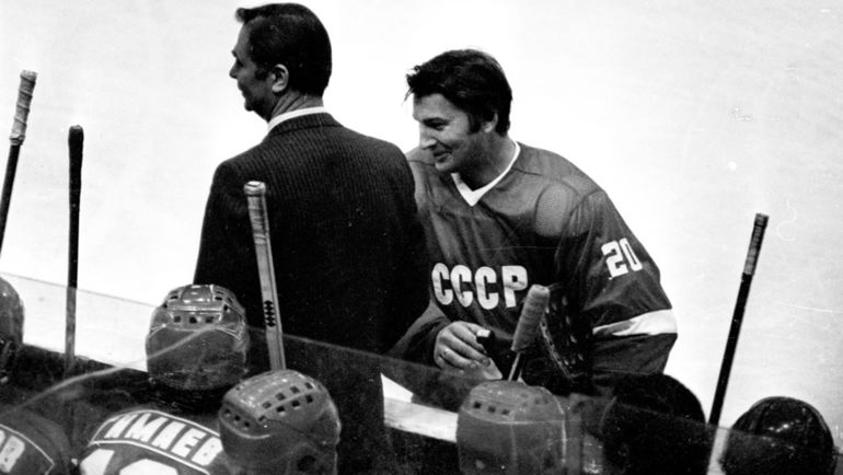 Виктор ТИХОНОВ (слева) и Владислав ТРЕТЬЯК. Фото Анатолий БОЧИНИН