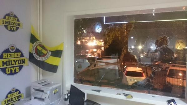 Офис Фенербахче подвергся нападению - изображение 3