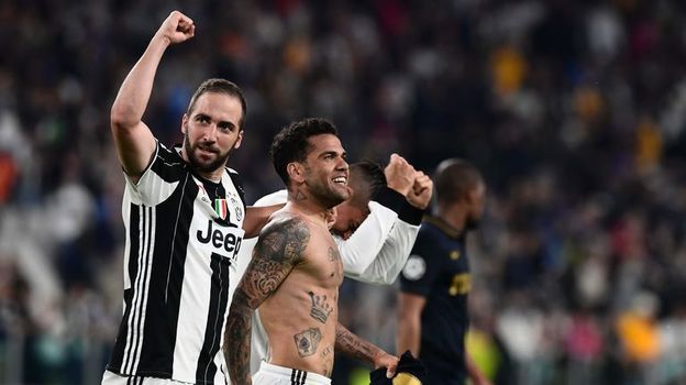 volga дани алвес в барселоне номер