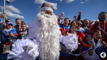 Дед Мороз желает удачи сборной России перед Португалией