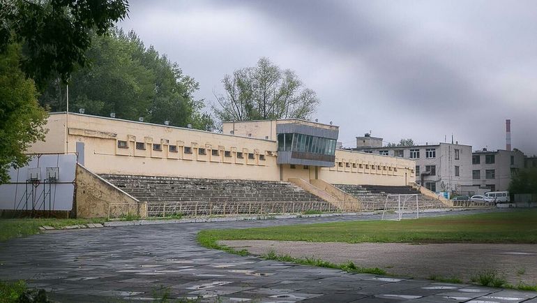 Казанский стадион "Электрон" до реконструкции. Фото Артур ЕНИКЕЕВ