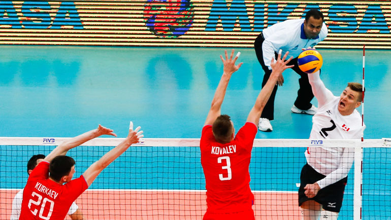 Дмитрий КОВАЛЕВ в матче Мировой лиги. Фото fivb.com Дмитрий КОВАЛЕВ в матче Мировой лиги. Фото fivb.com