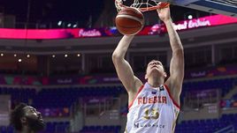 Вчера. Стамбул. Россия - Великобритания - 82:70. Очередные два очка лидера сборной России Тимофея МОЗГОВА.