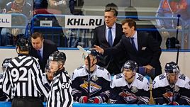 "Магнитка", находящаяся вне зоны плей-офф, несет кадровые потери.