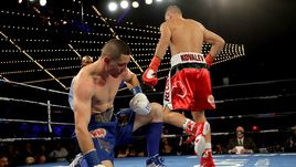 Ковалев вернул пояс WBO. Ему хватило двух раундов