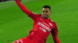 Педро РОША.