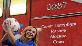 Тематический поезд метро к Кубку конфедераций. Транспортные решения для ЧМ-2018 были опробованы летом-2017.