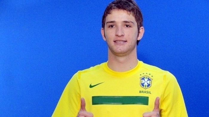 Футболист, который сказал "нет" сборной Бразилии. Как Мариу Фернандес стал русским