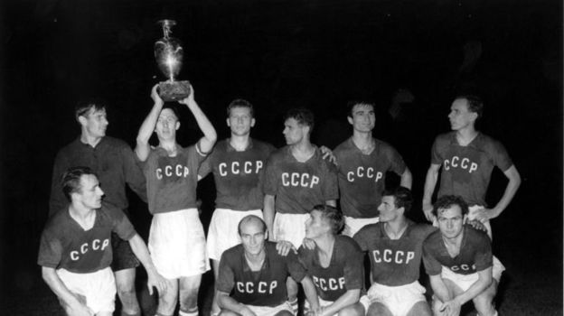 день футбола в россии какого числа. Смотреть фото день футбола в россии какого числа. Смотреть картинку день футбола в россии какого числа. Картинка про день футбола в россии какого числа. Фото день футбола в россии какого числа
