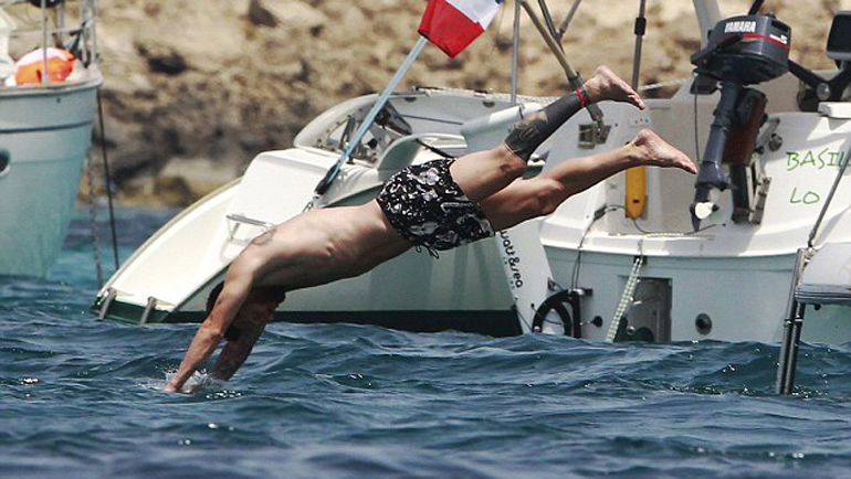 Лионель МЕССИ на отдыхе. Фото twitter.com