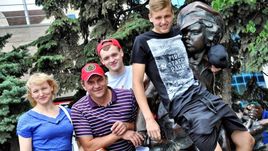 Спортивная семья - Галина, Владимир, Максим и Александр МАКСИМЕНКО (слева направо).