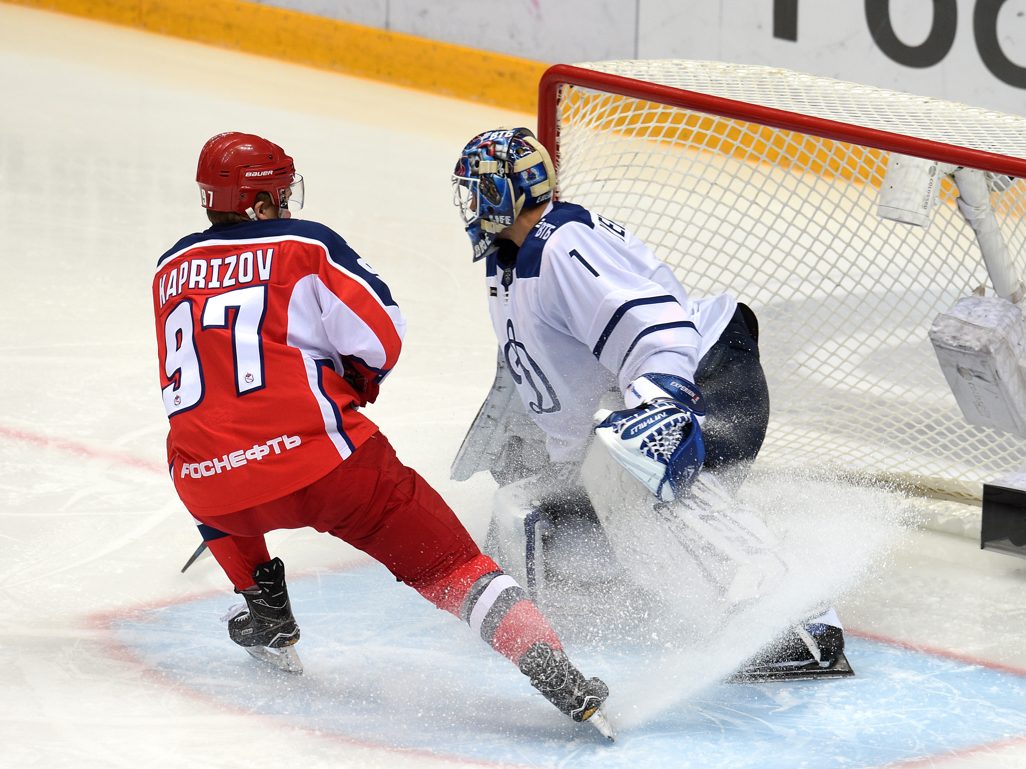 Cska Dinamo 5 1 Kirill Kaprizov Mihail Grigorenko Igor Nikitin Dinamo Moskva Vladimir Krikunov Aleksandr Eremenko Vadim Shipachev Milan Fabio Kapello Arigo Sakki Hokkej Khl Sport Ekspress