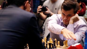 Магнус Карлсен - Фабиано Каруана, матч за звание чемпиона мира по шахматам. Карлсен обыграл Каруану и сохранил титул