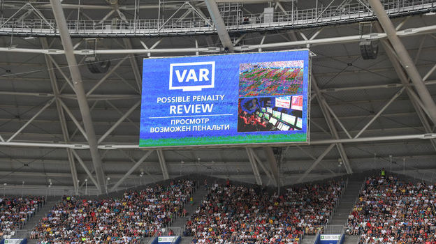 Видеоарбитры на матчах Кубка в России, что такое ВАР и как работает система