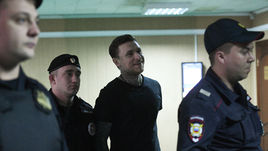 3 апреля. Москва. Павел Мамаев в здании суда.