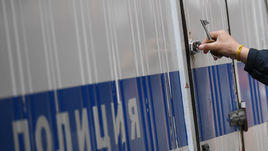 18 апреля. Москва. Автозак с подсудимыми у здания Пресненского суда на Зоологической улице.