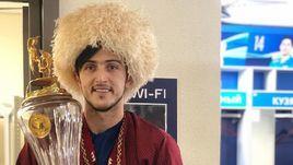 12 мая. Санкт-Петербург. Сердар Азмун в чемпионской раздевалке "Зенита".