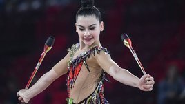 Лала Крамаренко. Гимнастка с футбольными финтами