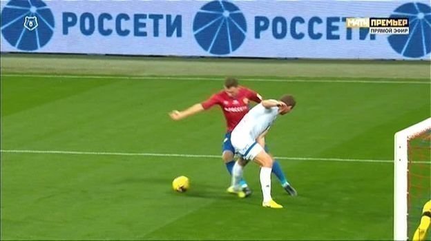 18-я минута матча ЦСКА — «Динамо». 18-я минута матча ЦСКА — «Динамо».
