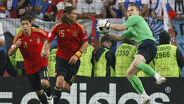 12 лет назад сборная России провалила старт Евро-2008. А затем начнутся подвиги