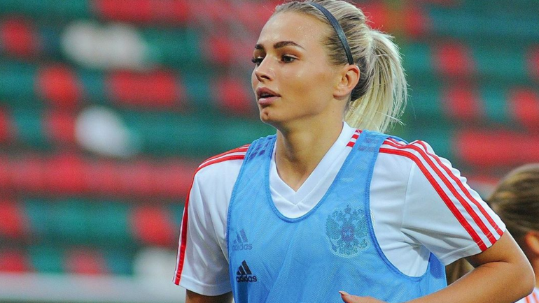 Коваленко футболистка