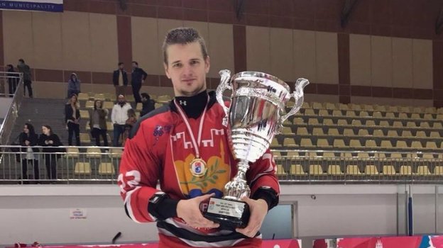 Российский хоккеист решил сыграть за сборную Турции, история россиянина, играющего в турецком чемпионате и развивающего местный хоккей