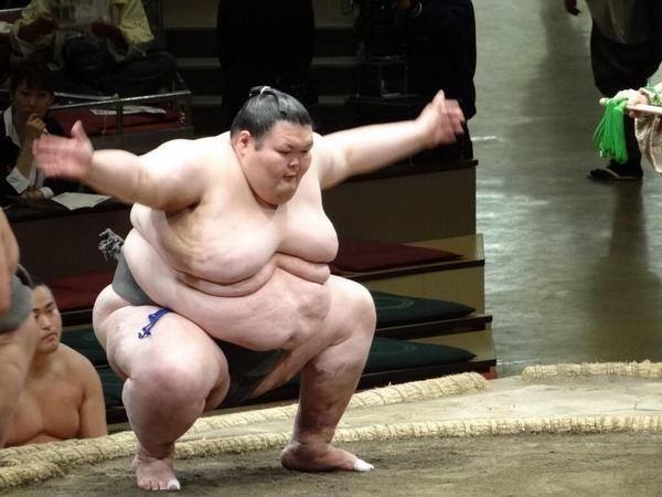 Российский борец сумо рассказал, как похудел на 100 кг. Спорт-Экспресс