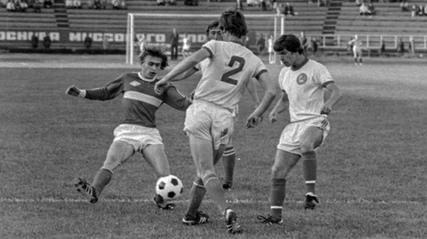 Летопись Акселя Вартаняна. 1979 год. Часть пятая. Они играют. Им нравится футбол