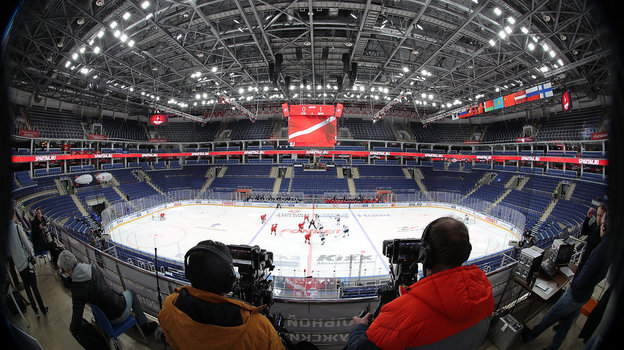 Нападающий Дамир Жафяров до сих пор без работы, переговоры с Торпедо, в МХЛ коронавирусом заразилась целая команда, как будут проводить чемпионат КХЛ