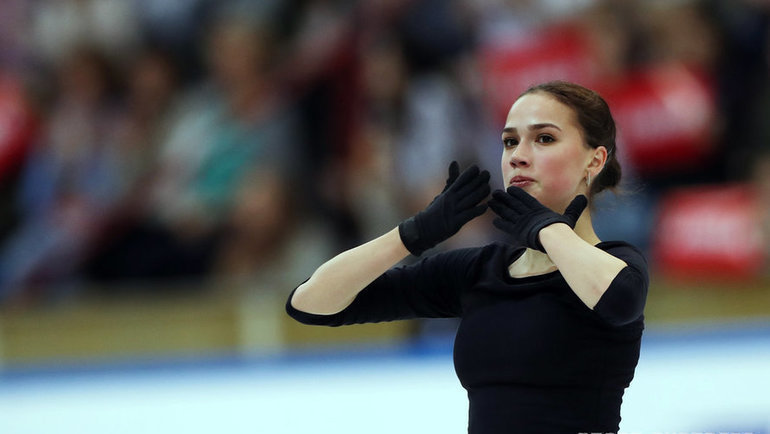 Алина Загитова.