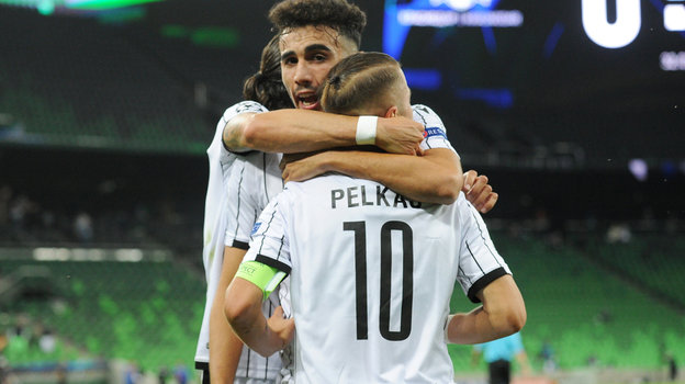 22���������. ���������. ���������𻠗 ���ʠ� 2:1. ���� Reuters