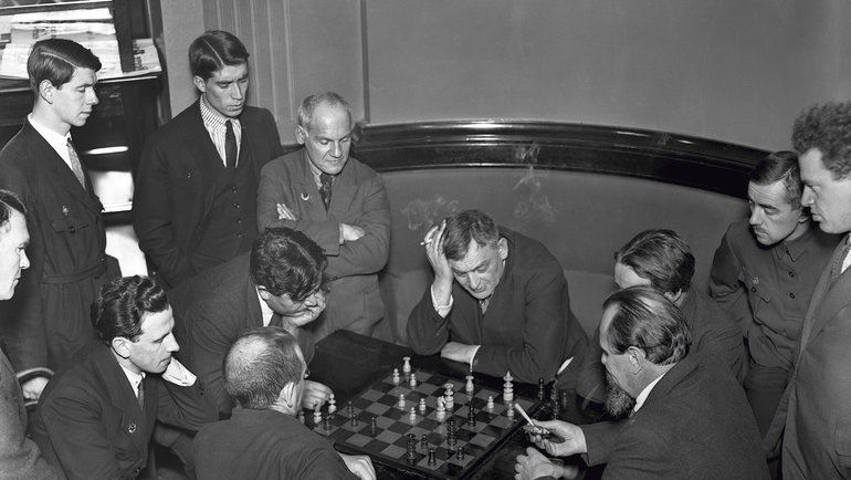 Chess Hotel  Игры Лиги