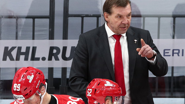 В КХЛ состоялось две тренерские отставки, какая отставка будет следующей, уволят ли Олега Знарка из Спартака