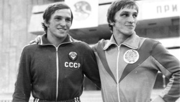 Братья Сергей и Анатолий (справа) Белоглазовы.