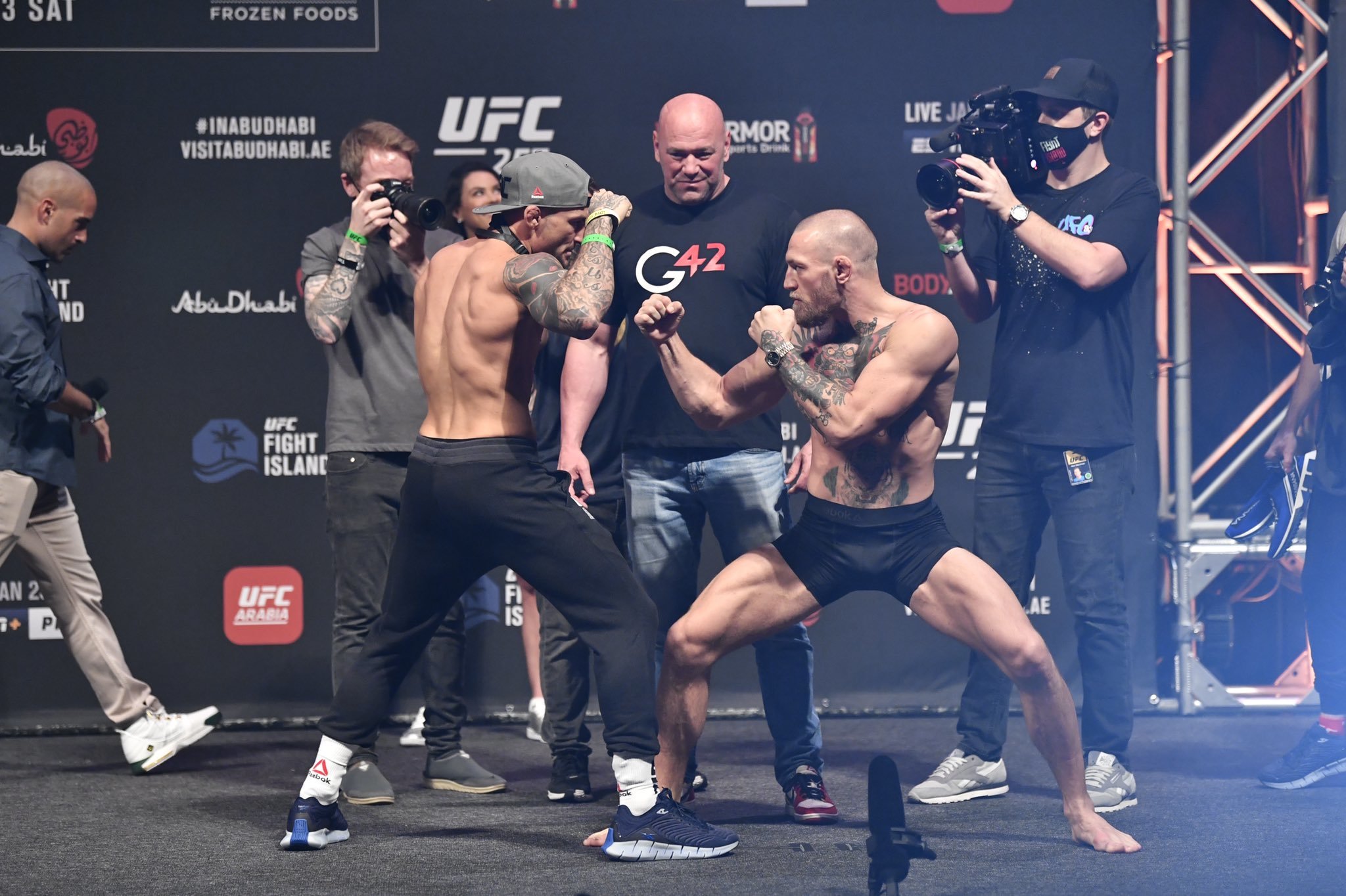 Конор Макгрерор — Дастин Порье, трансляция боя UFC 257