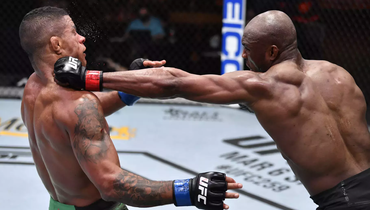 Камару Усман победил Гилберта Бернса и защитил титул чемпиона UFC.