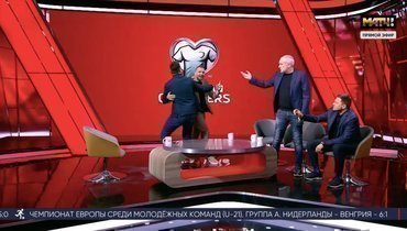 «Был бы умным...» Шалимов разобрал гол в ворота России, когда Фернандес и Джикия обнимались