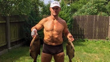 Константин Глухов.