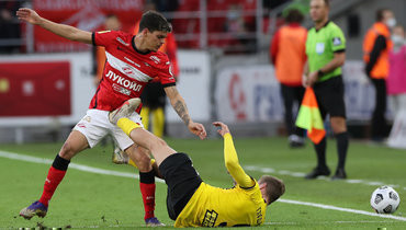 Глушенков получил красную карточку за удар Айртона ногой
