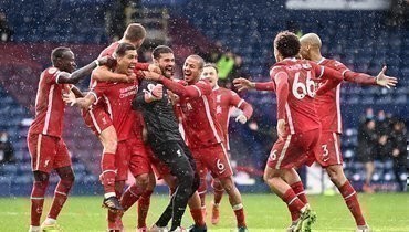 Уникальный гол Алиссона за «Ливерпуль»: забил, посвятил отцу и не смог сдержать слез