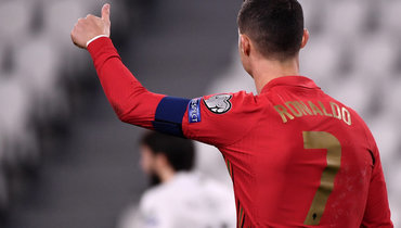 Роналду установил рекорд по количеству матчей на чемпионатах Европы и мира для европейских игроков