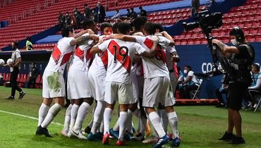 Сборная Перу победила Венесуэлу и вышла в плей-офф Кубка Америки со второго места