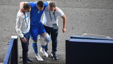 Шевченко — о травме Беседина в матче со Швецией: «Надеемся, коленные связки не повреждены»