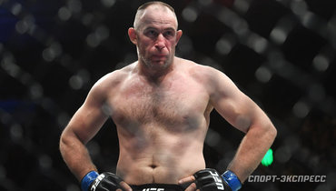 Олейник попросил UFC дать ему бой: «Не чувствую себя поверженным и выжатым»
